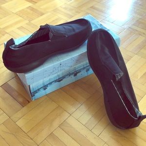 Men’s black Loafers